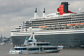 Queen Mary 2, Harbour Hamburg, Hamburg Germany