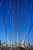 Brooklyn Bridge, Downtown Manhatten New York, USA