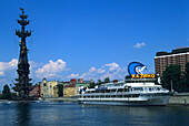 Monument Peter the Great, Moskwa River Moscow, Russia