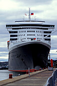 Harbour, Cruiseship Queen Mary 2, Quebec, Canada