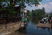 Faehre in Cabath, Templiner See Brandenburg, Deutschland