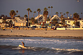 Wellenreiter, Ocean Beach, San Diego, Kalifornien STÜRTZ-CAL S.100/101