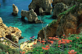 Steilküste an Ponta da Piedade, Bootstouren zu Grotten bei Lagos, westliche Algarve, Portugal