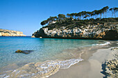 Blick in Bucht Cala S´Amonia, Santany, Ostküste, Mallorca, Balearen, Spanien, Europa