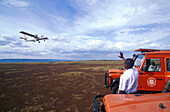 Start der Air Kenya, Airtrip, Landrover der Mara Serena Lodge Massai Mara National Reserve, Kenia