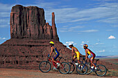 Mountainbiking, Monument Valley Arizona, USA