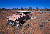 Abandoned Vehicle, Mereenie, Loop Rd., n. Kings Canyon NT, Australia
