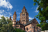 View of Mainz Cathedral, Mainz, Rheinland-Pfalz, Germany