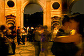 Tanz im Hofgarten, Dancing Tango in Hofgarten Pavillon, Muich, Bavaria, Germany