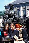 Molly Malone Statue, Grafton Street, Dublin Ireland