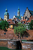 Stadtmauer und Johanneskathedrale, Warschau, Poland