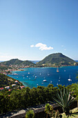 Luftaufnahme von Terre-de-Haute, Hafen, Les Saintes Islands, Guadeloupe, Karibisches Meer, Karibik, Amerika