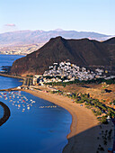 Blick auf Teide, Playa de las Teresitas, San Andres, Teneriffa, Kanarische Inseln, Spanien, Europa