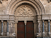 Portal der Kirche Saint Throphime, Arles, Provence, Frankreich, Europa