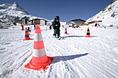Children learning to ski, skiing lesson, Wirl near Galtuer, Tyrol, Austria