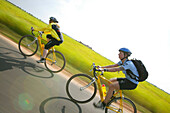 Eine Gruppe Radfahrer, Fahrradtour, Mallorca, Balearen, Spanien