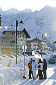 People after skiing, Kühtai, Kühtai, Tirol, Österreich Tyrol, Austria