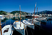 Boote im Hafen von Port de Sollér, Mallorca Spanien