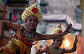 Barong-Tänzerin, Batubulan, Bali Indonesien