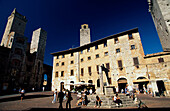 Piazza della Cisterna, San Gimignano, Toskana Italien