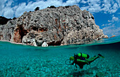 Taucher vor Steilküste, scuba diver and coast, spl, split image