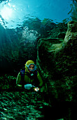 Flusstauchen in der Traun, Scuba diving in a fresh, Scuba diving in a freshwater river, scuba diver, traun