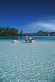 Lagune und Wasserscooter, Ile aux Cerf, Mauritius Indischer Ozean, Afrika