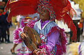 Mann mit trad.Saiteninstrument, Indiofest Mexiko