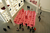 Innenansicht der Pinakothek der Moderne, Design Abteilung, München, Bayern, Deutschland, Europa