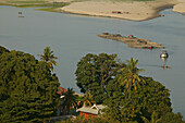 River transport on Ayeyarwaddi, Mingun, Floss auf dem Irrawaddy Fluss, Mingun bei Mandalay, timber raft