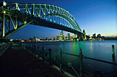 Harbour Bridge, abends, Sydney, NSW Australien