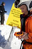 Skifahrer mit VS-Gerät, Nebelhorn, Oberstdorf, Deutschland