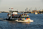 Foot ferry to Finkenwerder, View to a foot ferry to Finkenwerder, a district of Hamburg, in the harbour, Hamburg, Germany