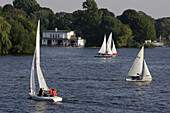 Sailing boats on lake Aussenalster, river Alster, Harvestehude, Hamburg, Germany
