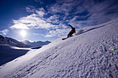 Snowboarding, Hände im Schnee, Kühtai, Tirol, Österreich