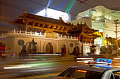 Taxi Shanghai,Taxi stand vor dem Jing'an Temple, Nanjing Xilu, Buddha, buddhist, Tempel