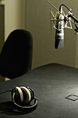 Headphones, microphone, studio