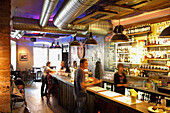 Bar und Restaurant Hellhound in der Pikk Staße, Altstadt, Tallinn, Estland