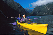 Kajaken, Milford Sound Westküste, Südinsel Neuseeland