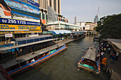 View to Hua Chang Pier, near Seam Square, Passengers deboarding an express boat, Khlong Saen Saeb, Thailand's longest canal, Bangkok, Thailand
