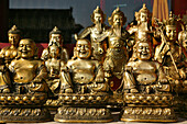 Buddhastatuen, Taihuai, Wutai Shan ,Buddhastatuen, vergoldet, Taihuai, Bodhisattva, Taihuai Stadt, Provinz Shanxi, China, Asien