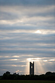 Sonnenstrahl über St. Marys Abbey, Trim, County Meath, Irland