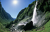 Wasserfall in Foroglio, Tessin, Schweiz