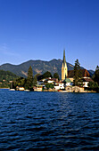 lake Tegernsee with church of Egern, Upper Bavaria, Bavaria, Germany