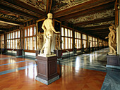 Zweiter und Erster Korridor, Galleria degli Uffizi, Uffizien, Florenz, Toskana, Italien