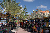 Souvenirstände in Punda, Willemstad, Curacao, ABC-Inseln, Niederländische Antillen, Karibik