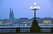 Hamburg Binnenalster Dämmerung