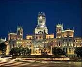 Madrid, Plaza La Cibeles, Brunnen, im Hintergrund Hauptpost