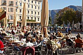 Schweiz, Tessin, Lugano, Piazza lla Riforma, Strassencafes