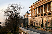 Suedtor vom Burgpalast, Budapest, Ungarn